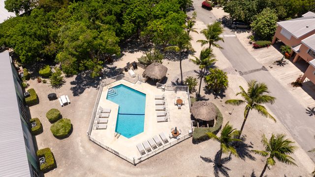 9812 Windward Avenue, Key Largo, FL 33037