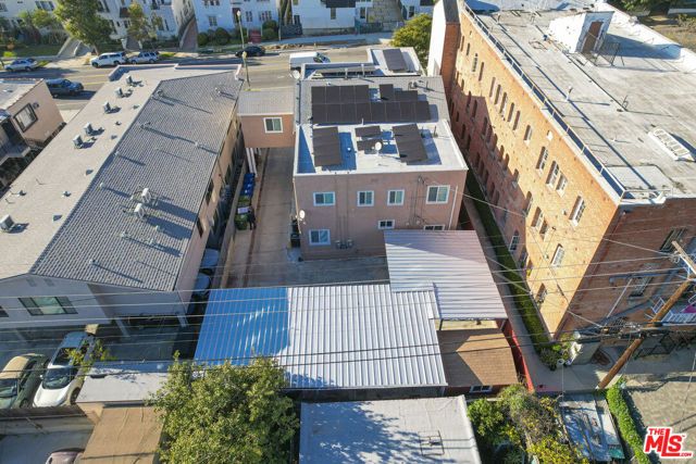 136 N Rampart Boulevard, Los Angeles, CA 90026