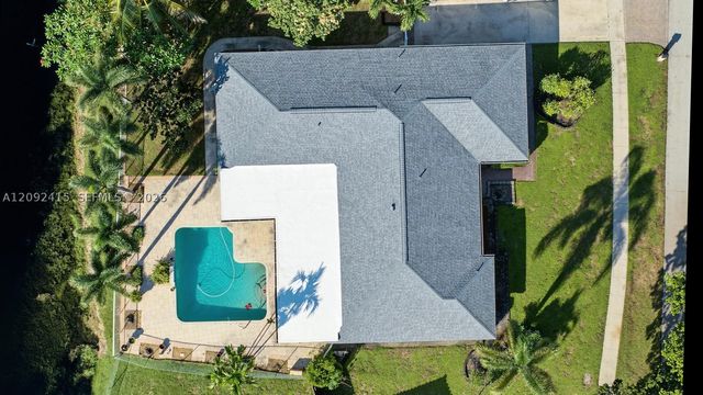 7320 SW 16th St, Plantation, FL 33317