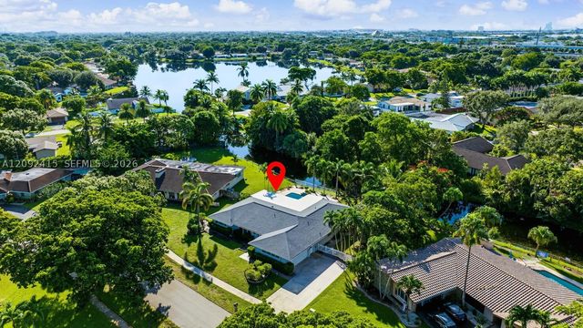 7320 SW 16th St, Plantation, FL 33317