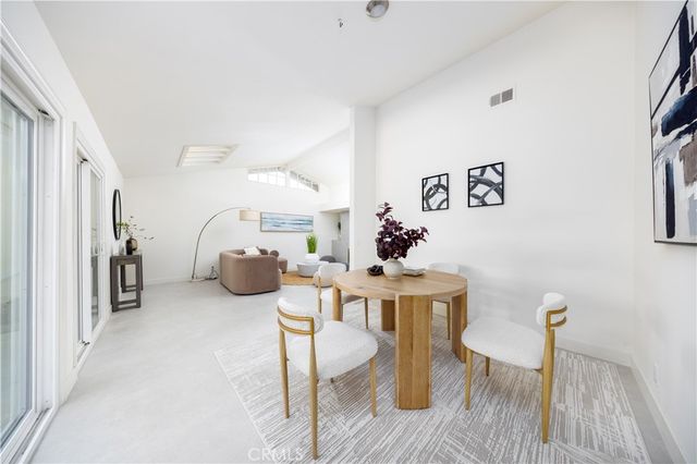 19421 Sierra Lago, Irvine, CA 92603