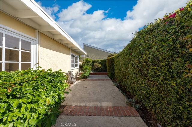 19421 Sierra Lago, Irvine, CA 92603