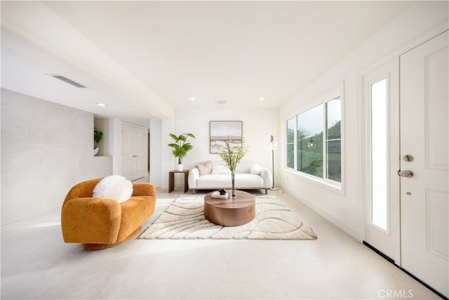 19421 Sierra Lago, Irvine, CA 92603