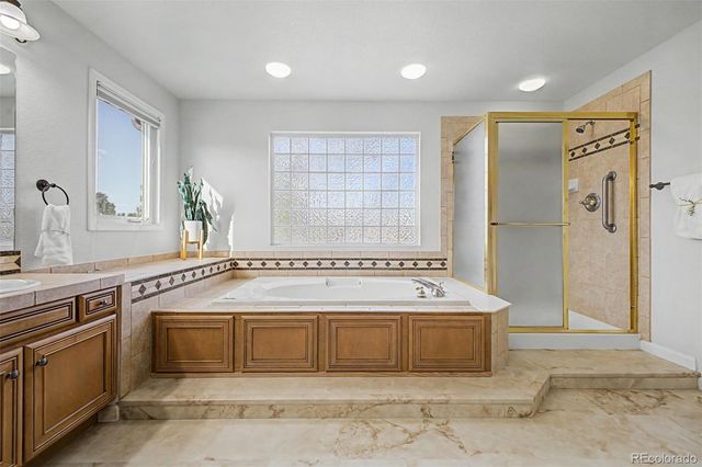 16131 E Lake Drive, Aurora, CO 80016