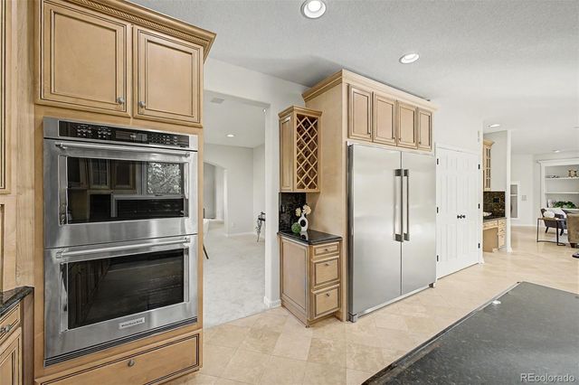 16131 E Lake Drive, Aurora, CO 80016