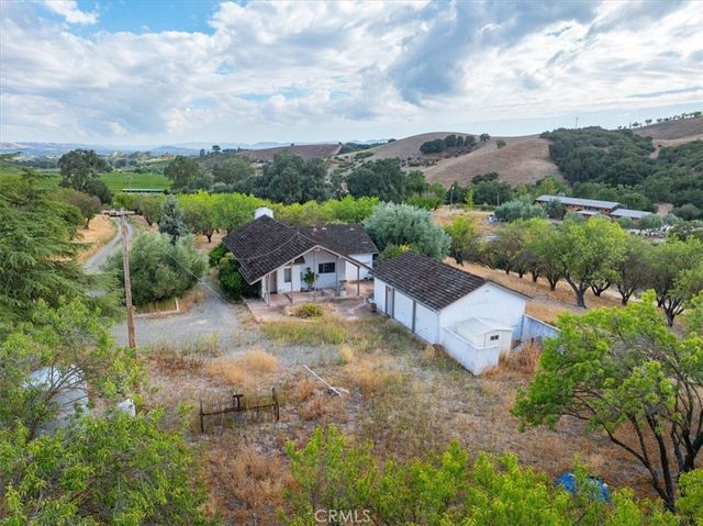 1670 Kiler Canyon, Paso Robles, CA 93446