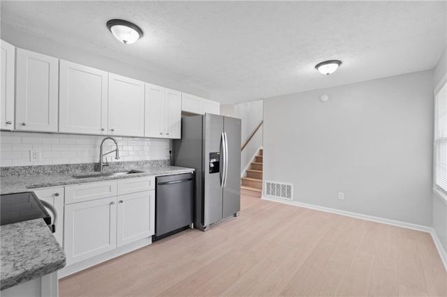 2542 Burton Circle, Morrow, GA 30260