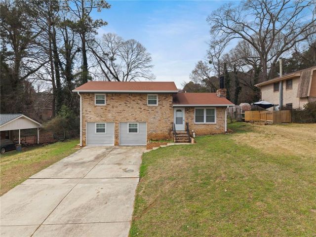 2542 Burton Circle, Morrow, GA 30260