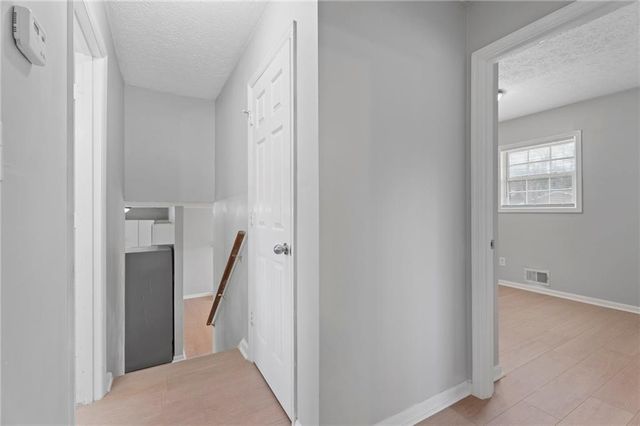 2542 Burton Circle, Morrow, GA 30260