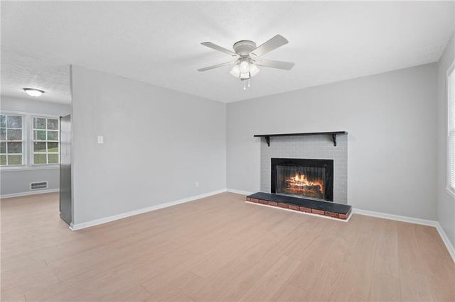 2542 Burton Circle, Morrow, GA 30260