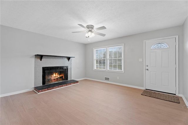 2542 Burton Circle, Morrow, GA 30260