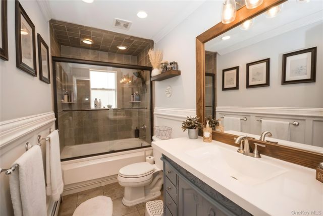 27 Ferndale Avenue, Miller Place, NY 11764