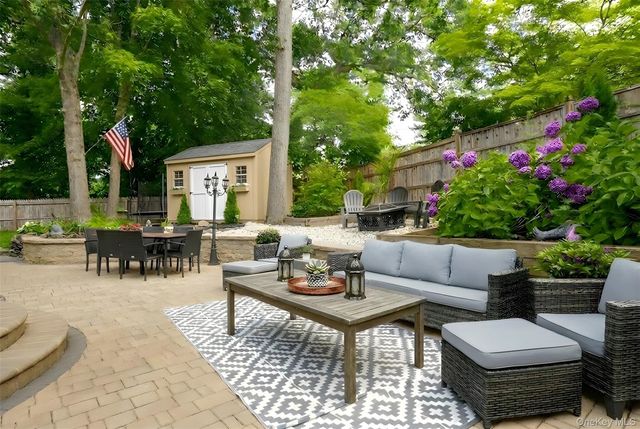 27 Ferndale Avenue, Miller Place, NY 11764