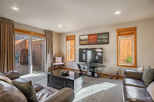 3409 Sitka Court, Bellingham, WA 98226