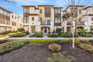 121 Fairchild Drive, Mountain View, CA 94043