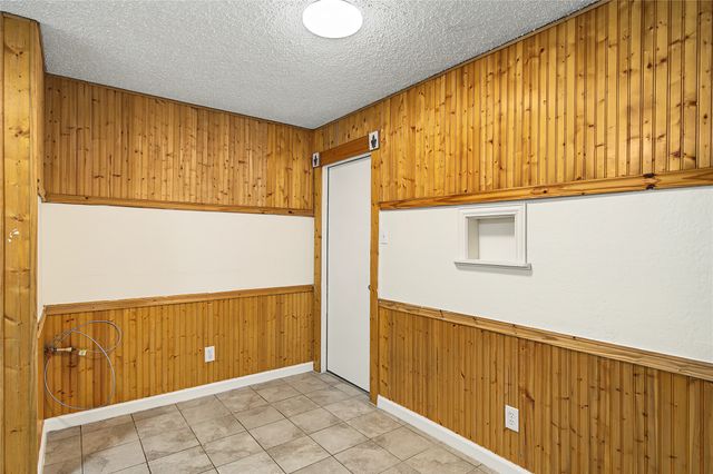 125 Allencrest Drive, White Settlement, TX 76108