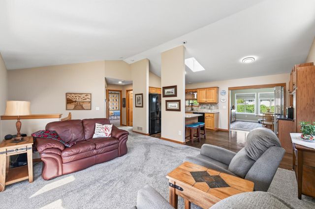 7224 96th Street S, Cottage Grove, MN 55016
