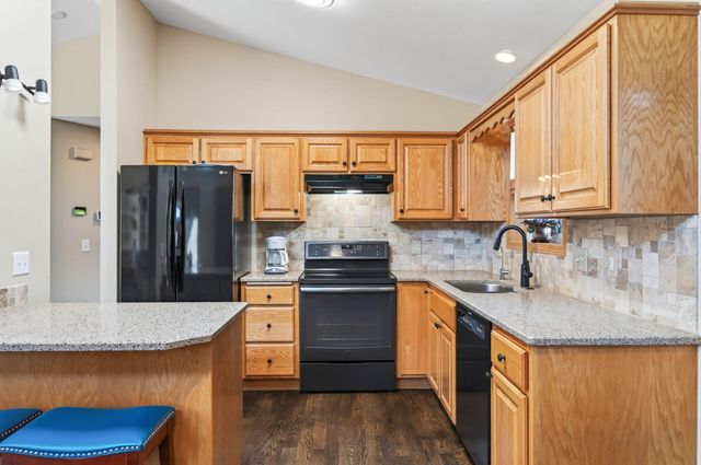7224 96th Street S, Cottage Grove, MN 55016