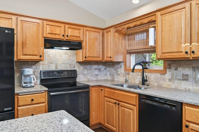7224 96th Street S, Cottage Grove, MN 55016