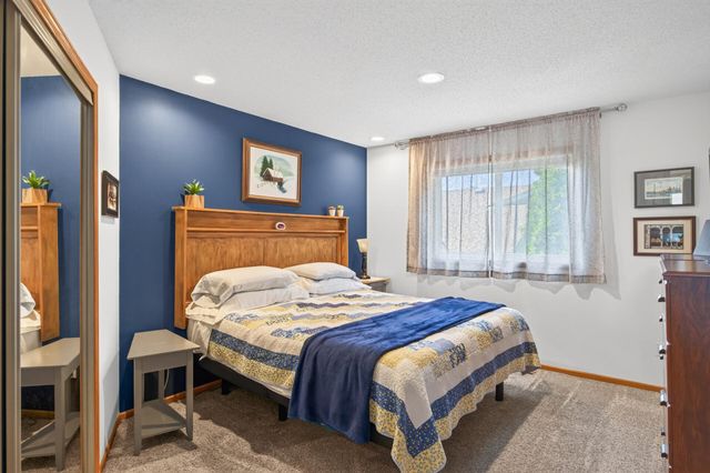 7224 96th Street S, Cottage Grove, MN 55016