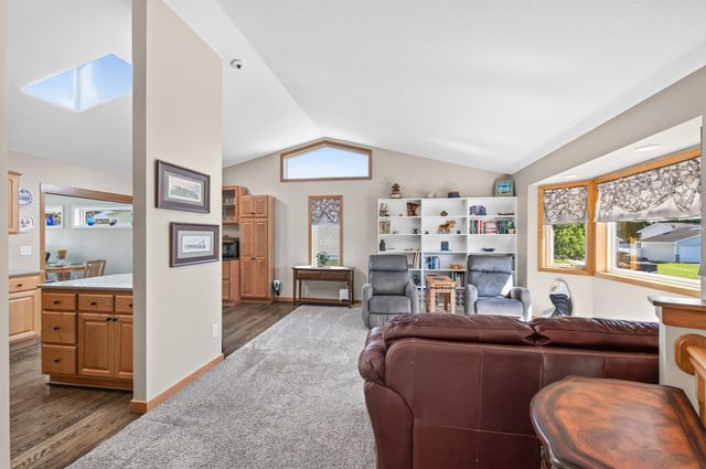 7224 96th Street S, Cottage Grove, MN 55016