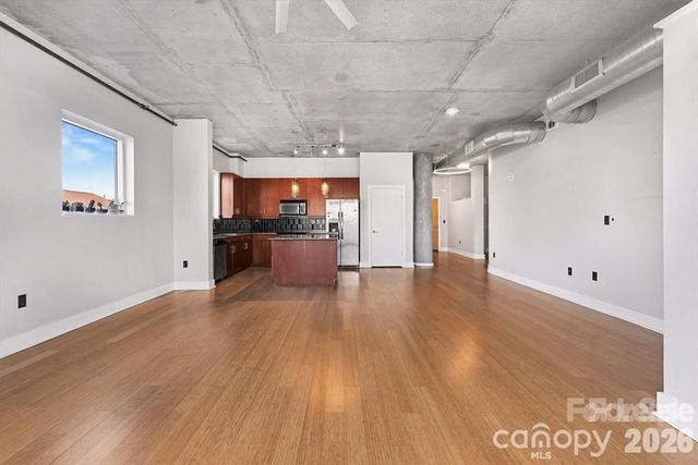 505 E Sixth Street 304, Charlotte, NC 28202