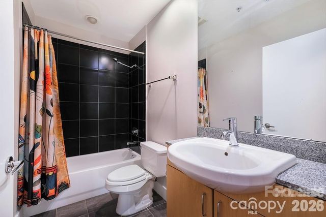 505 E Sixth Street 304, Charlotte, NC 28202