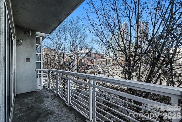 505 E Sixth Street 304, Charlotte, NC 28202