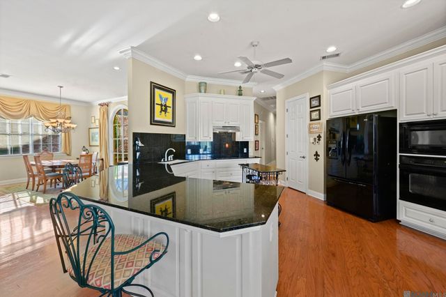 19423 Cape Hart Ct, Saint George, LA 70809