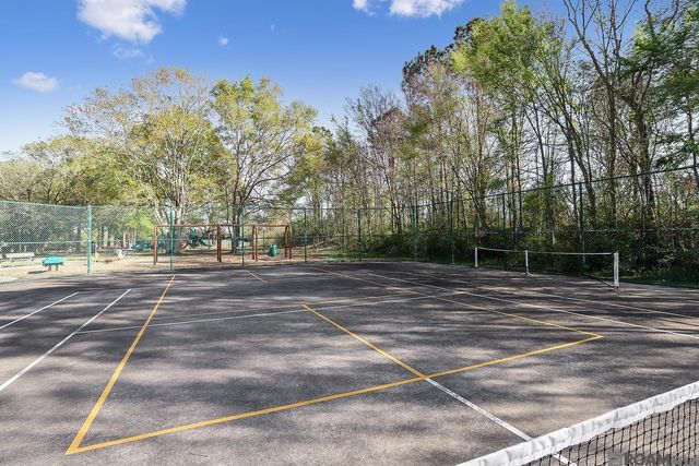 19423 Cape Hart Ct, Saint George, LA 70809