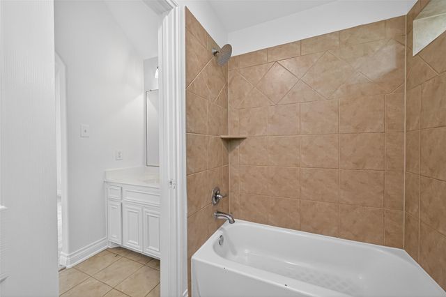 1840 Leela Springs Drive, Conroe, TX 77304