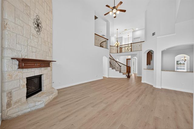 1840 Leela Springs Drive, Conroe, TX 77304