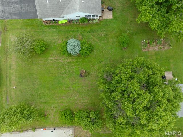 1175 San Juan Drive, Edwardsville, IL 62025