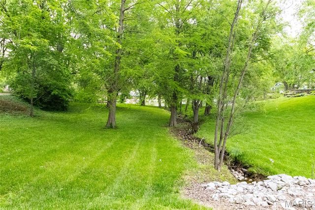 1175 San Juan Drive, Edwardsville, IL 62025