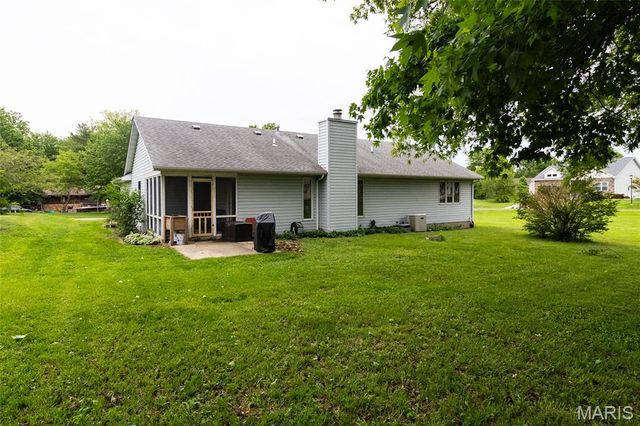 1175 San Juan Drive, Edwardsville, IL 62025