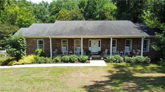 639 Sulphur Springs Road, Greenville, SC 29617