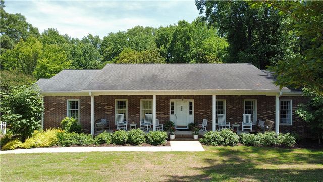 639 Sulphur Springs Road, Greenville, SC 29617