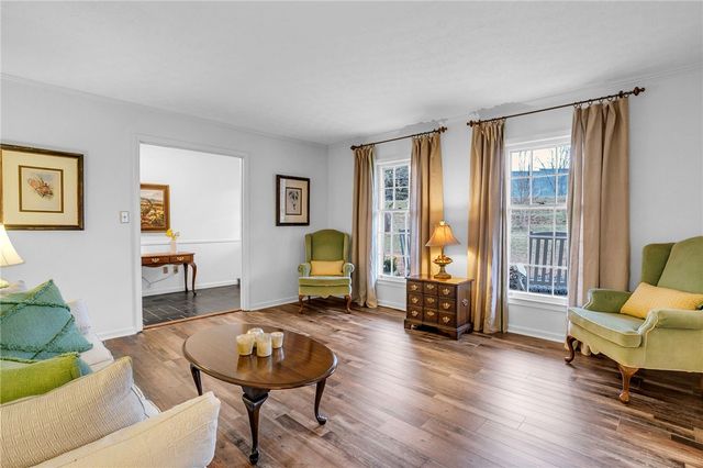 639 Sulphur Springs Road, Greenville, SC 29617