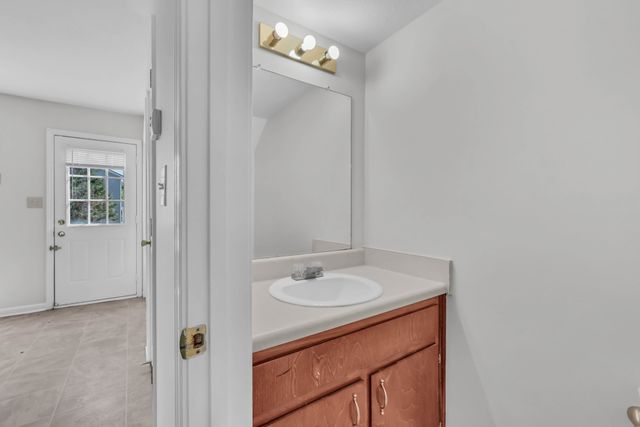 500 Patriot Park Ct, Clarksville, TN 37042