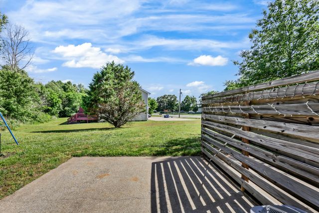 500 Patriot Park Ct, Clarksville, TN 37042
