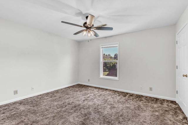 500 Patriot Park Ct, Clarksville, TN 37042