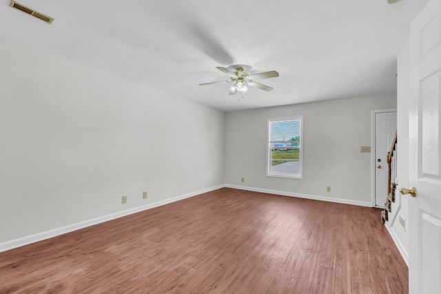 500 Patriot Park Ct, Clarksville, TN 37042