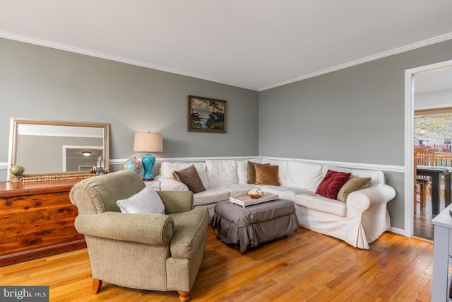 2 ROSSITER CIR, Newark, DE 19702