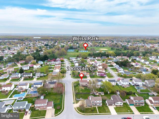 2 ROSSITER CIR, Newark, DE 19702