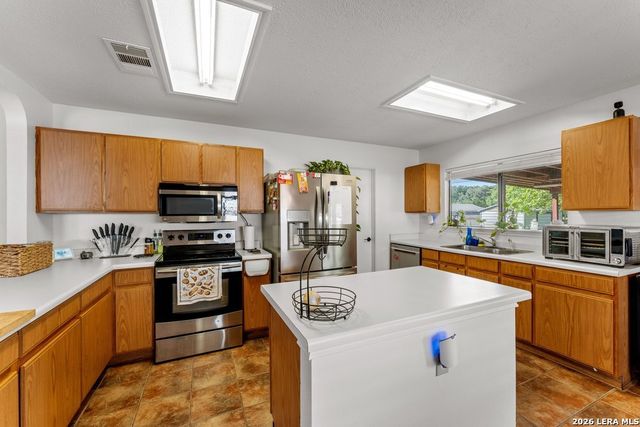 9518 ARCADIA CRK, San Antonio, TX 78251