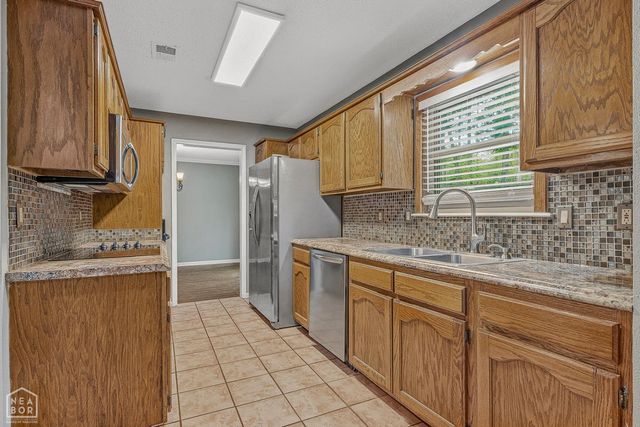 2105 Vail Drive, Jonesboro, AR 72404