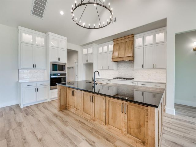 10308 SW 50th Street, Mustang, OK 73064