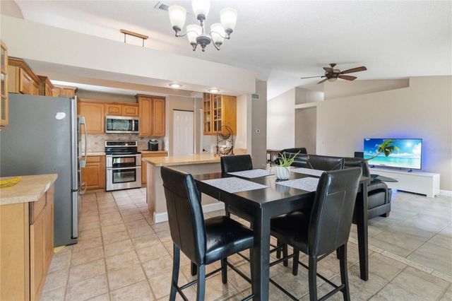 1564 CYPRESS WOODS CIRCLE, St Cloud, FL 34772