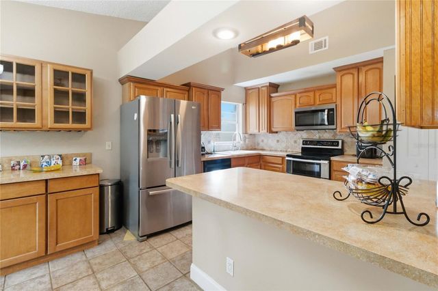 1564 CYPRESS WOODS CIRCLE, St Cloud, FL 34772