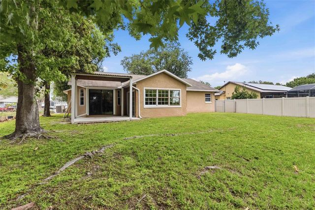 1564 CYPRESS WOODS CIRCLE, St Cloud, FL 34772